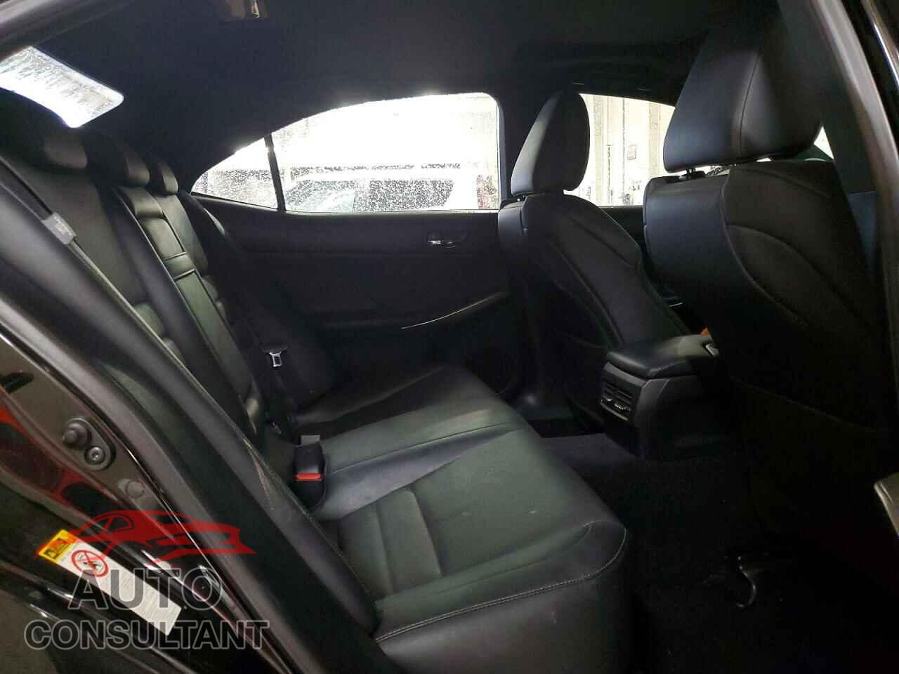 LEXUS IS 2014 - JTHBF1D20E5037759