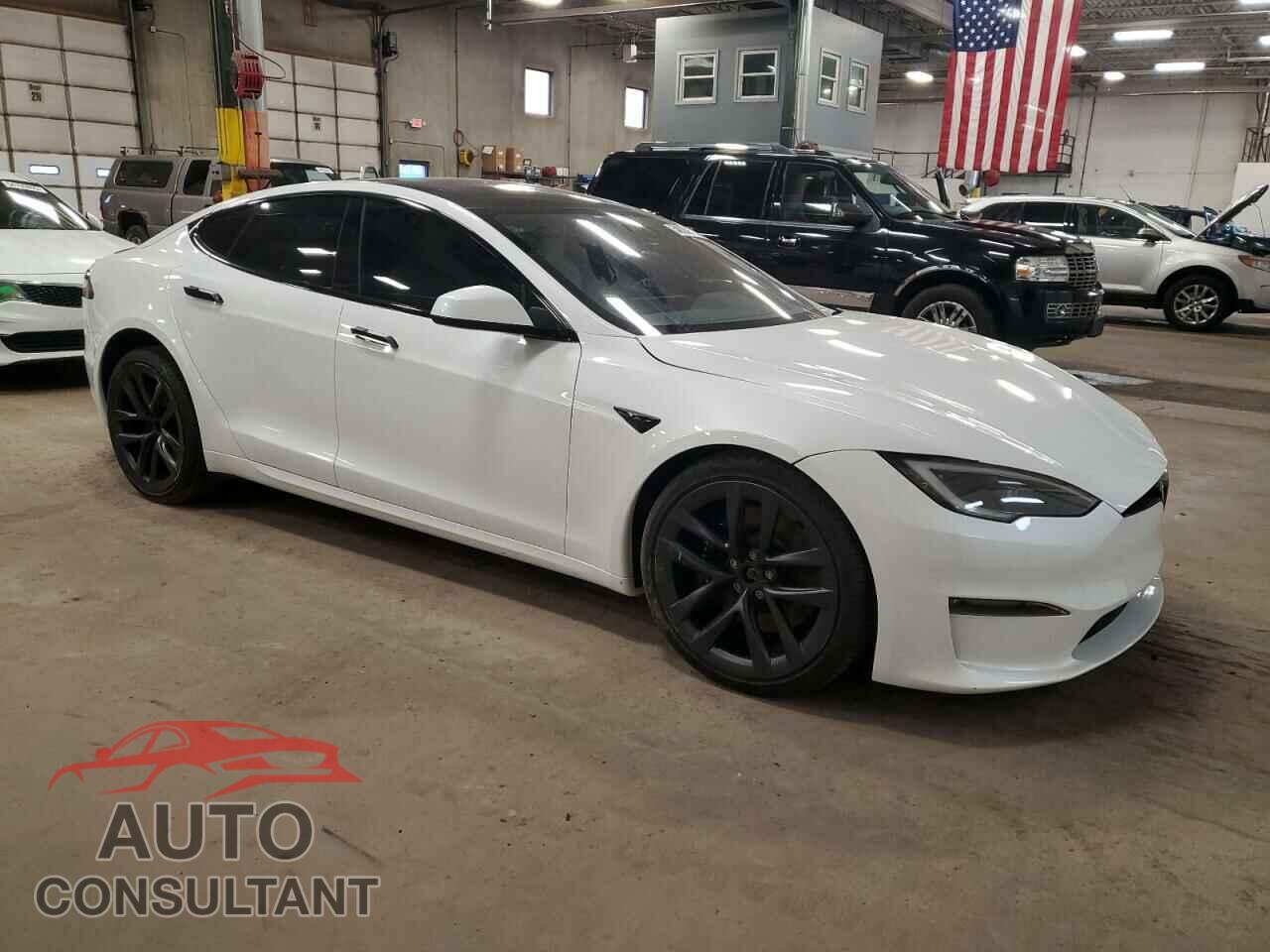 TESLA MODEL S 2023 - 5YJSA1E5XPF520265