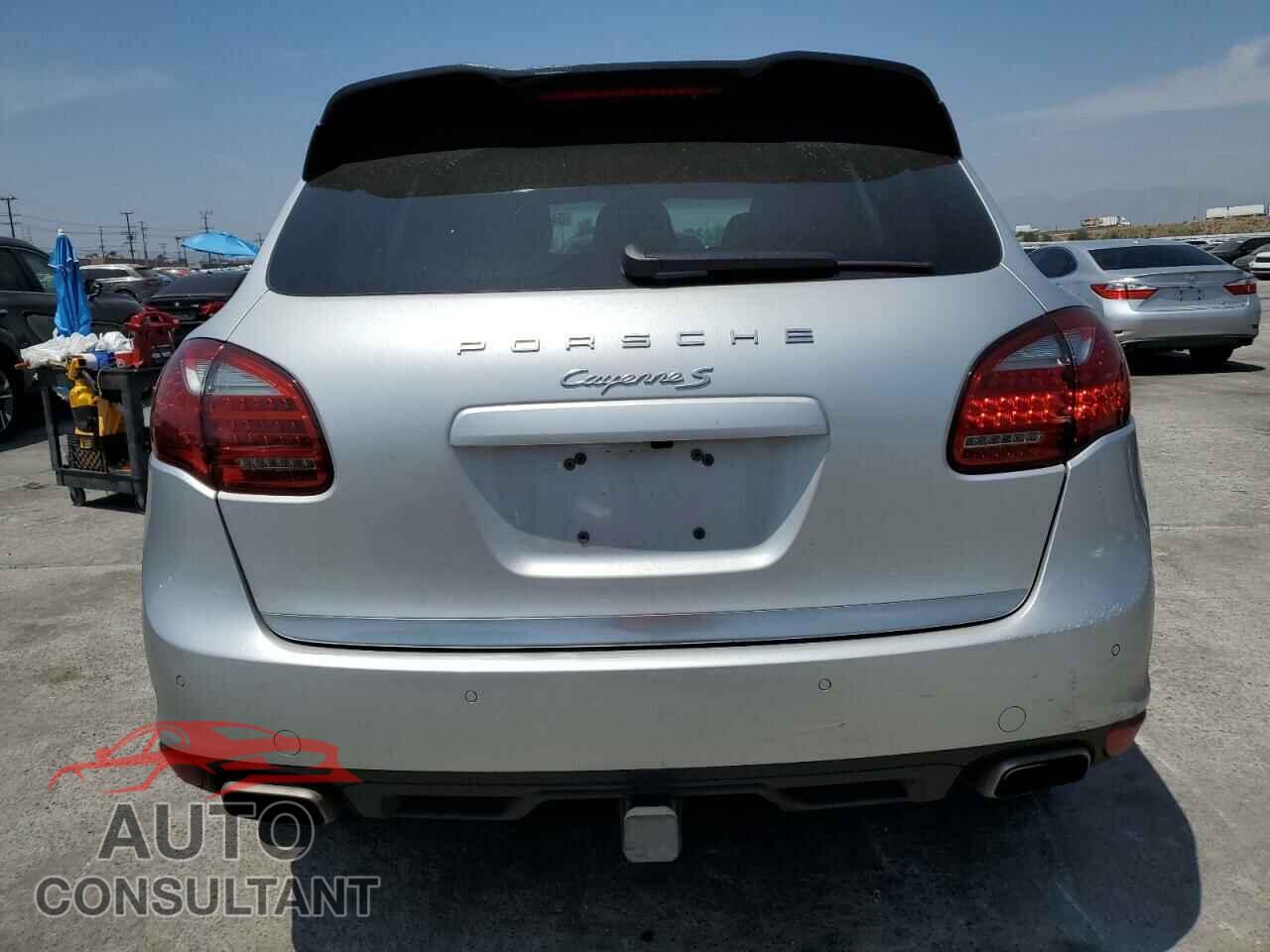 PORSCHE CAYENNE 2012 - WP1AB2A26CLA40465