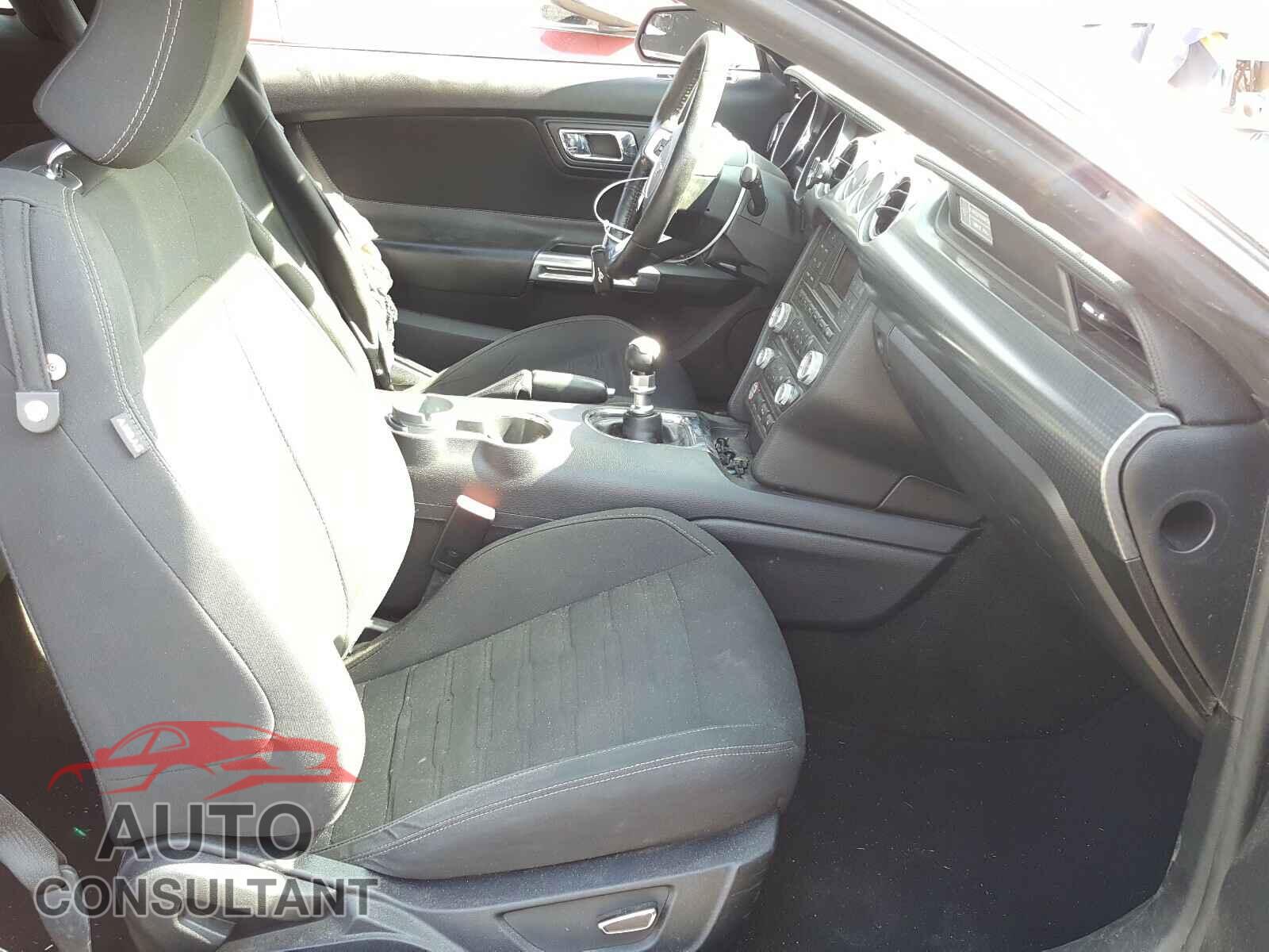 FORD MUSTANG 2016 - 1FA6P8CF8G5242476