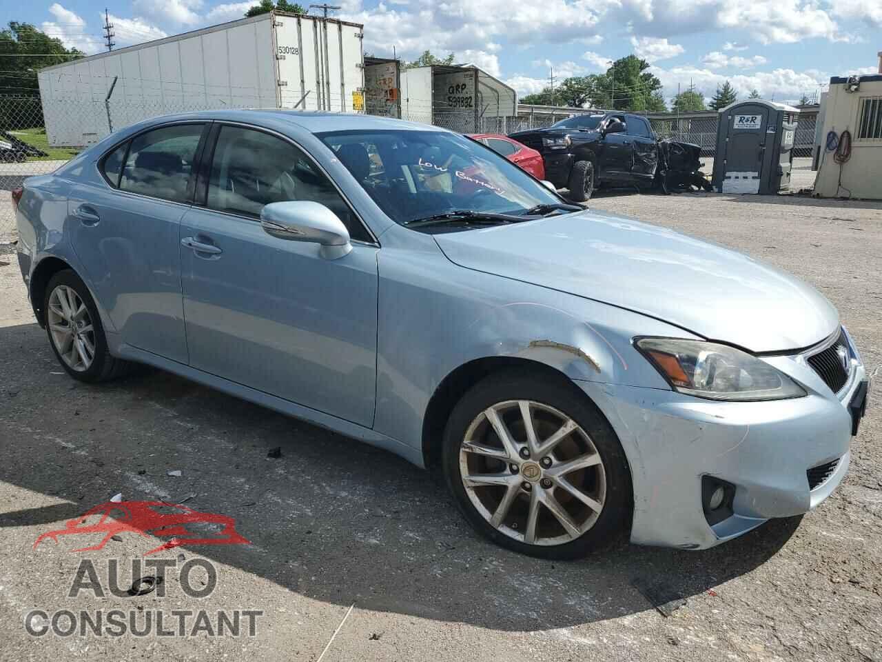 LEXUS IS 2011 - JTHCF5C22B5048190