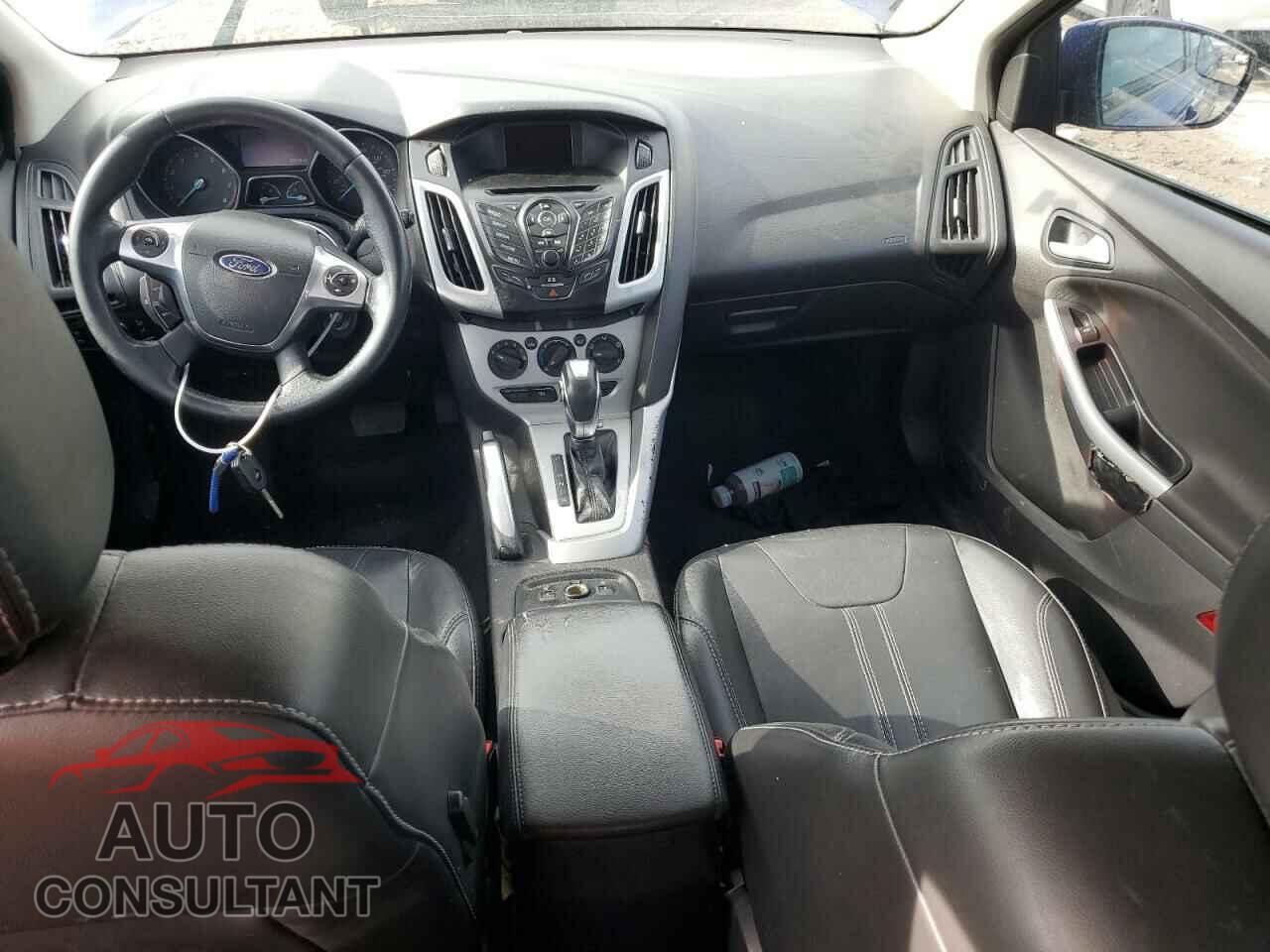FORD FOCUS 2014 - 1FADP3K2XEL109672