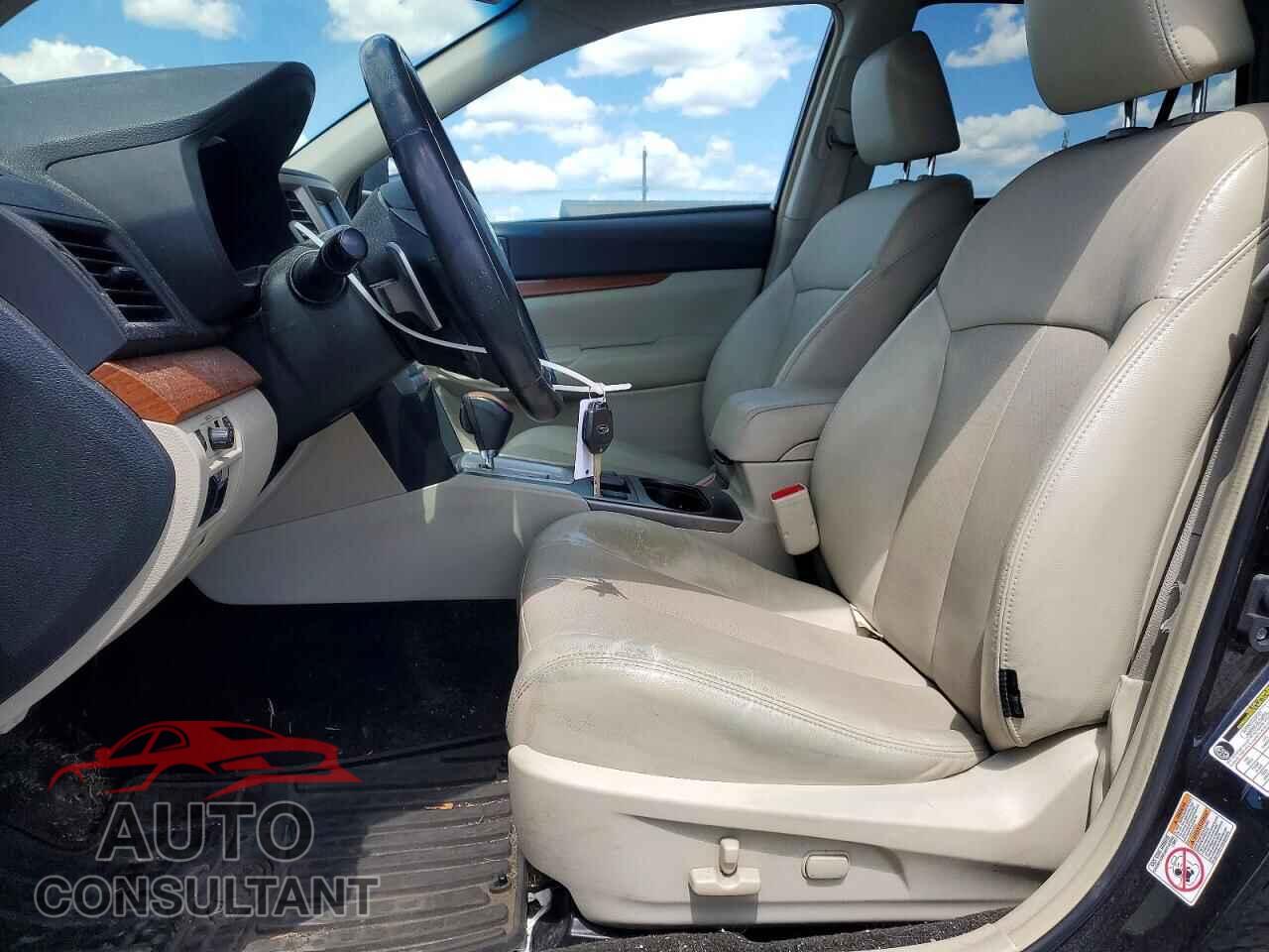 SUBARU OUTBACK 2013 - 4S4BRBLC2D3205626