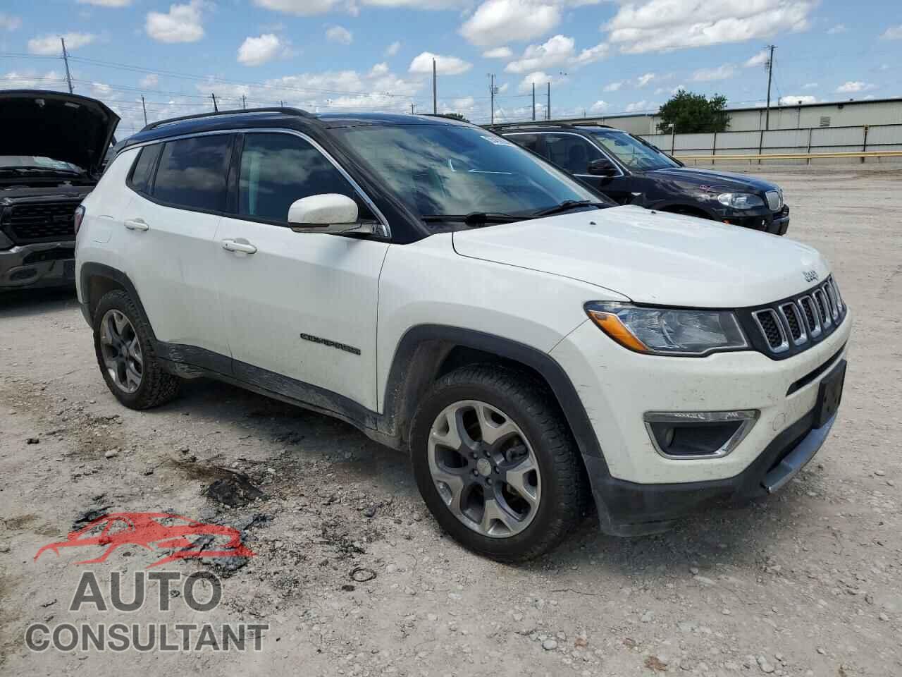JEEP COMPASS 2018 - 3C4NJDCB3JT401411