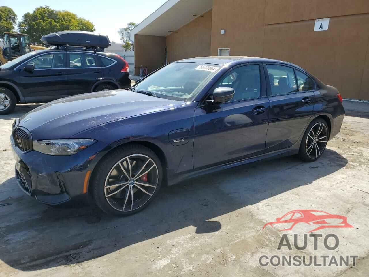 BMW 3 SERIES 2023 - 3MW39FS02P8C97353