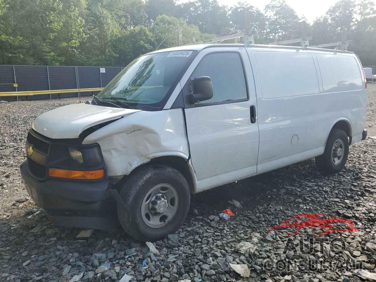 CHEVROLET EXPRESS 2017 - 1GCWGAFF8H1111733