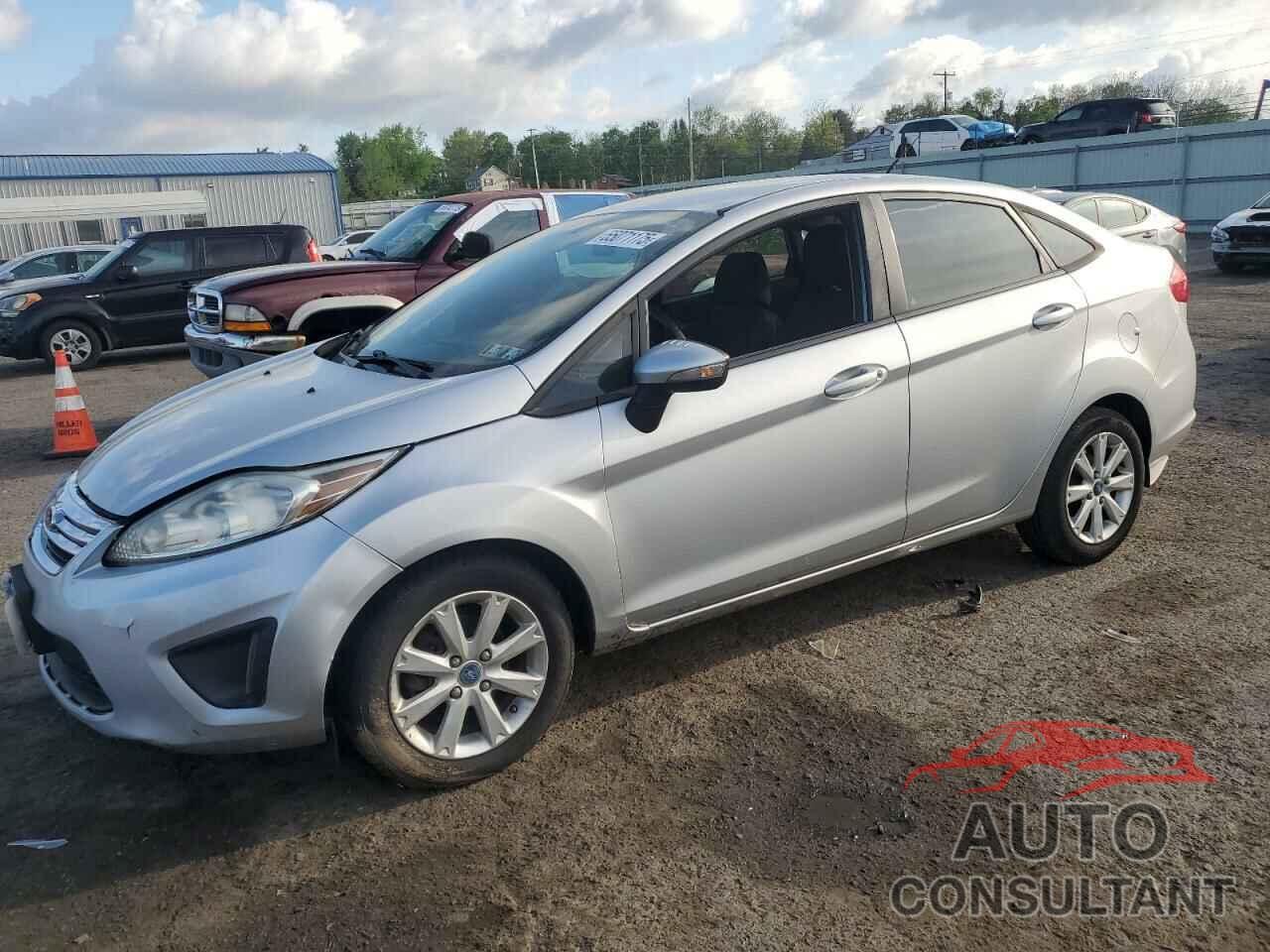 FORD FIESTA 2013 - 3FADP4BJ0DM173875