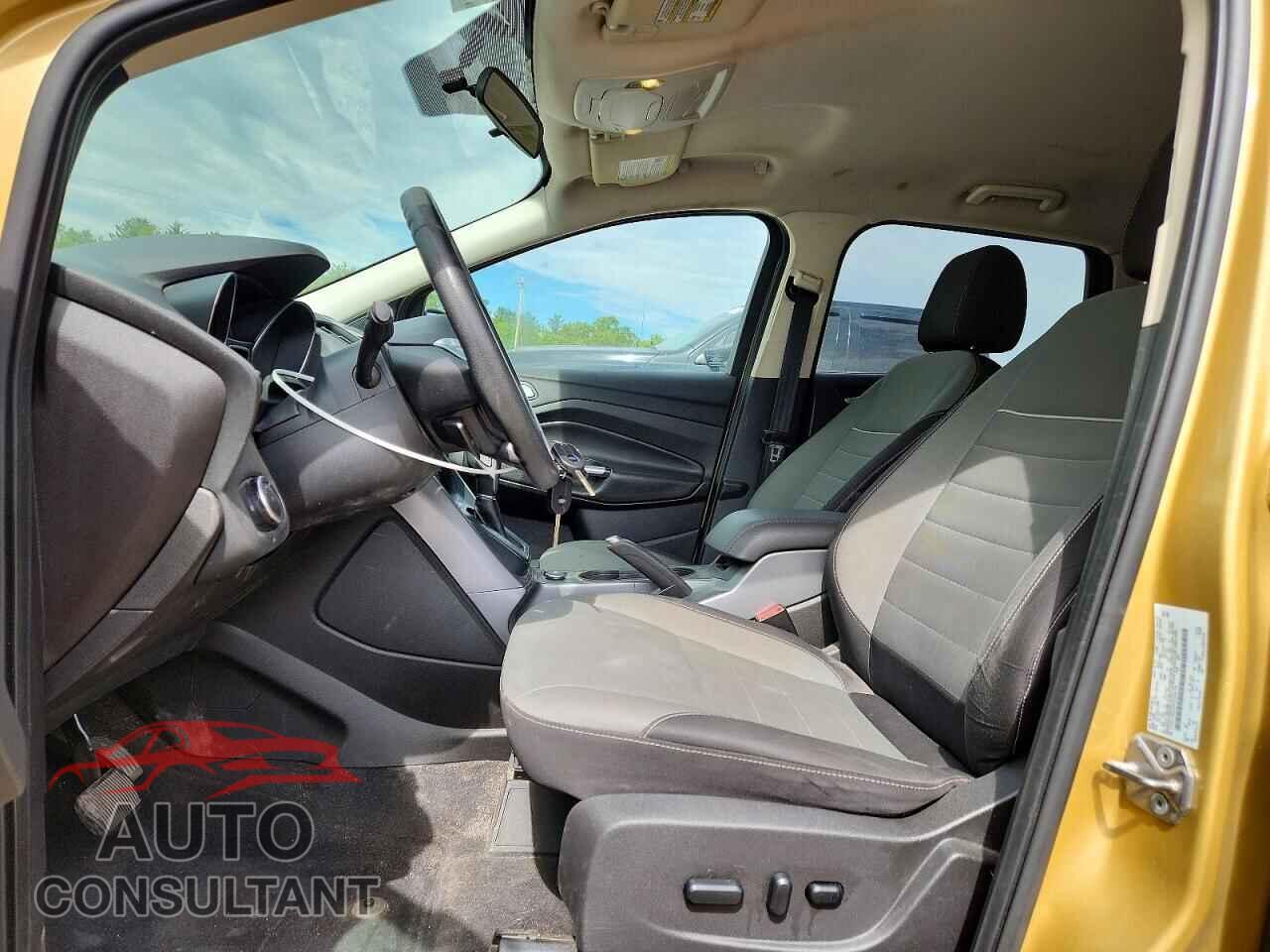 FORD ESCAPE 2015 - 1FMCU9GX2FUC63175