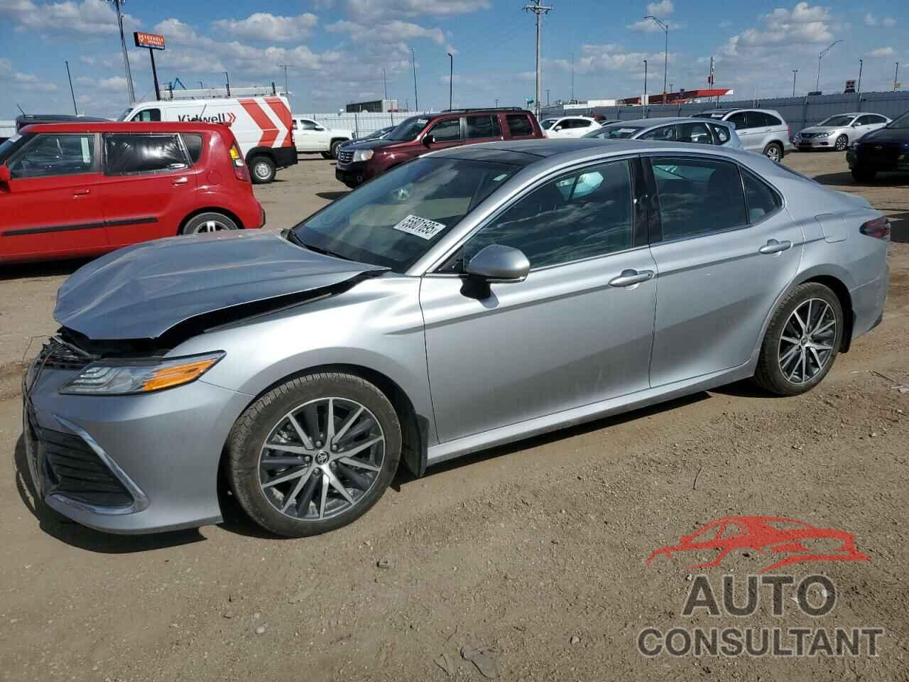 TOYOTA CAMRY 2023 - 4T1F11BK5PU108009