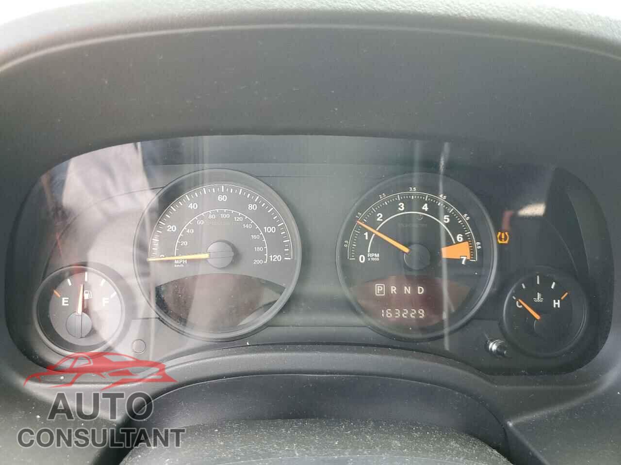 JEEP COMPASS 2016 - 1C4NJCBAXGD666232