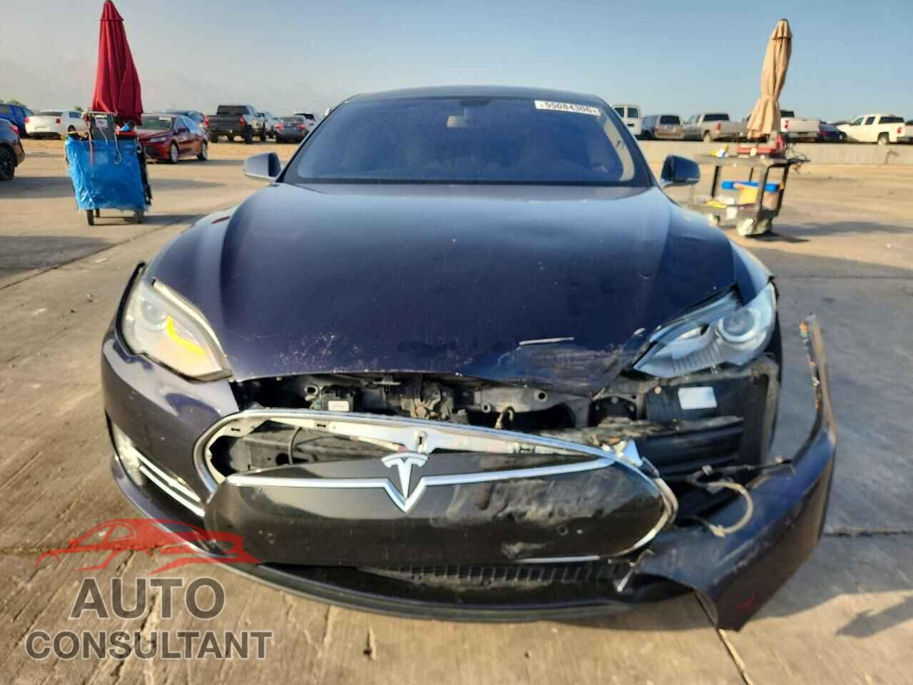 TESLA MODEL S 2013 - 5YJSA1DP2DFP27697