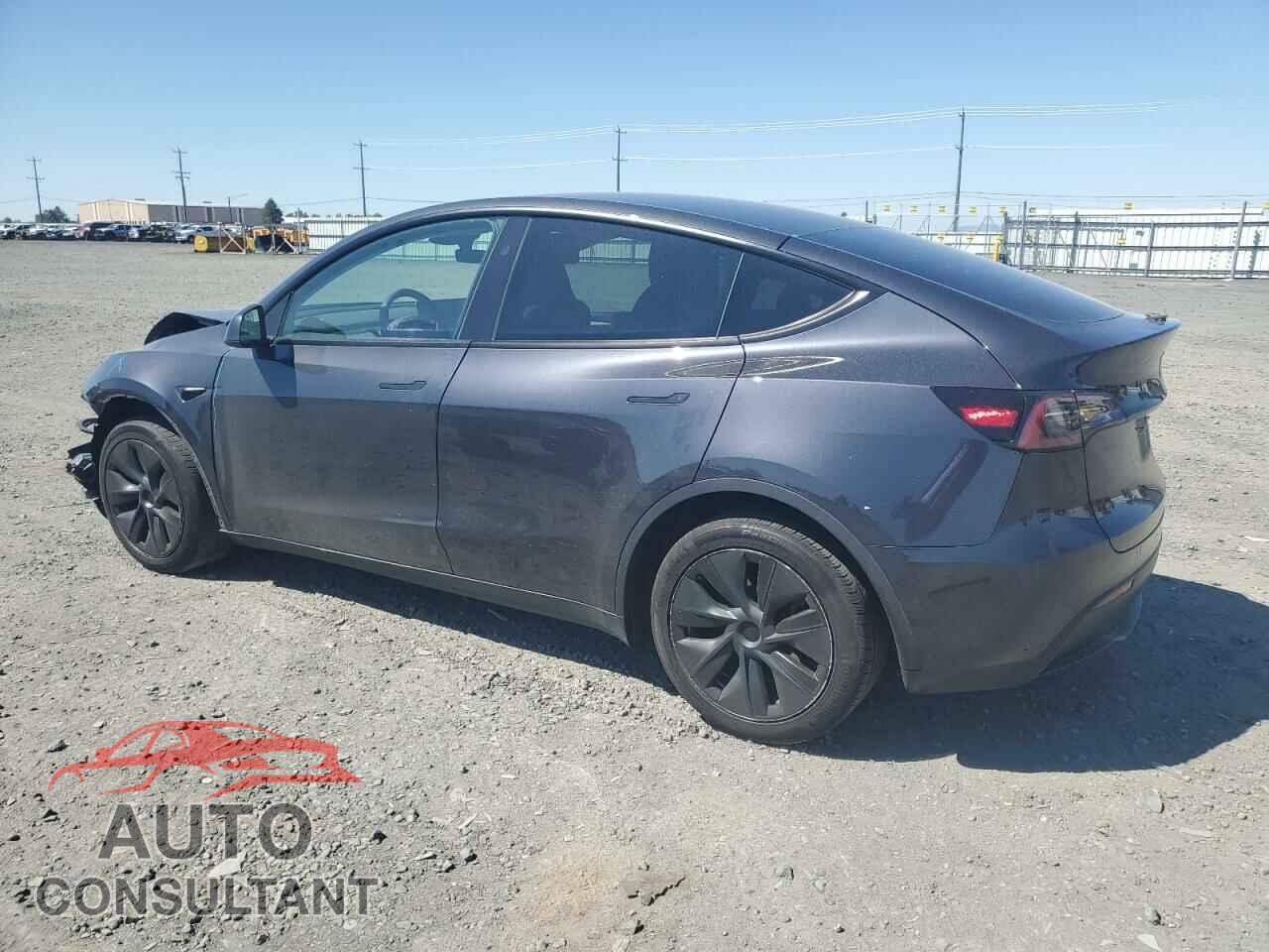 TESLA MODEL Y 2024 - 7SAYGDEDXRF103445