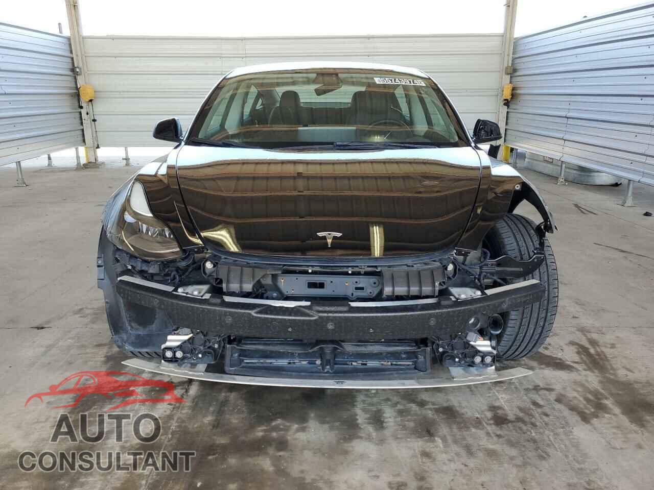 TESLA MODEL 3 2022 - 5YJ3E1EA4NF186723