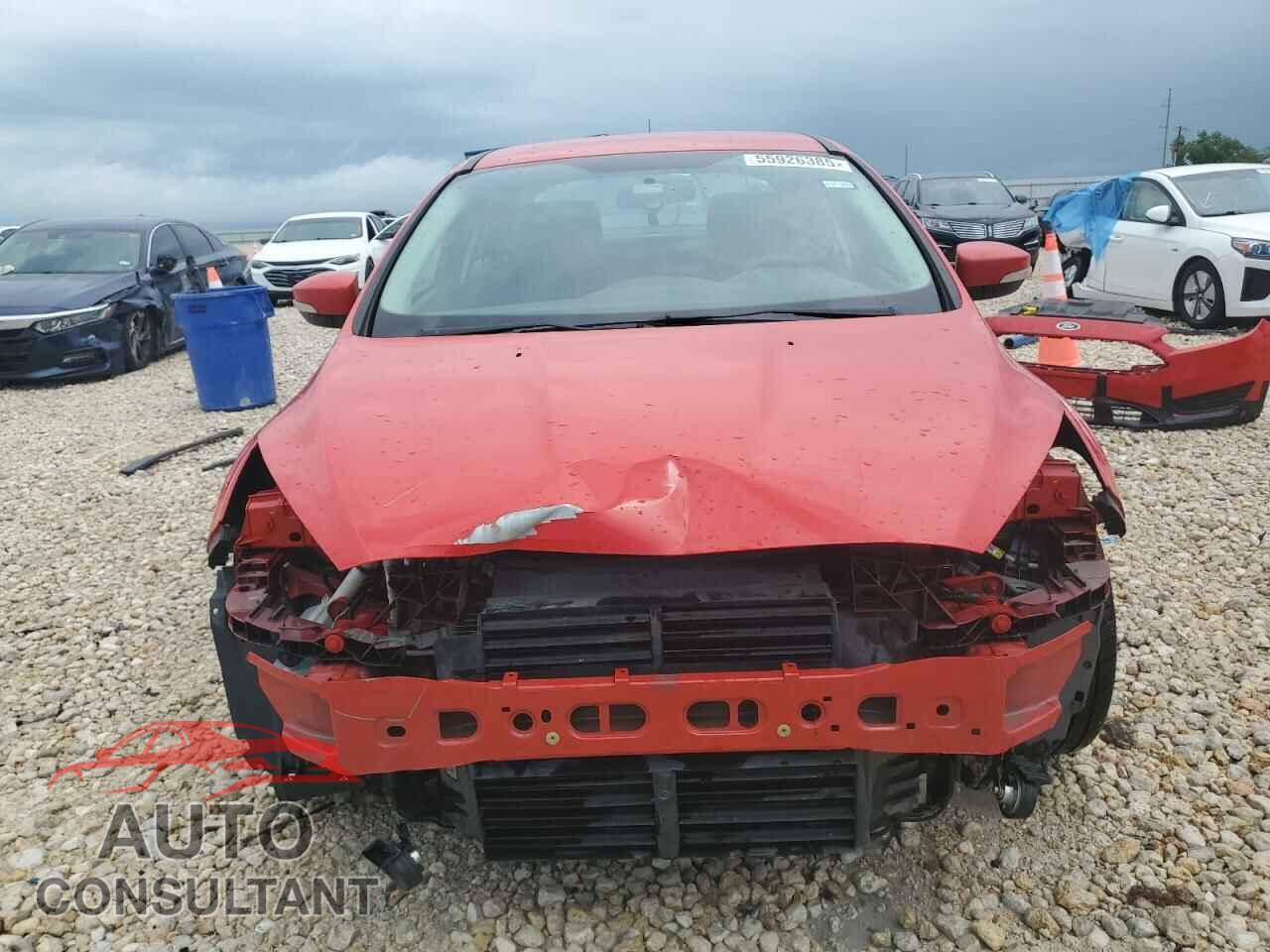 FORD FOCUS 2015 - 1FADP3F24FL336285