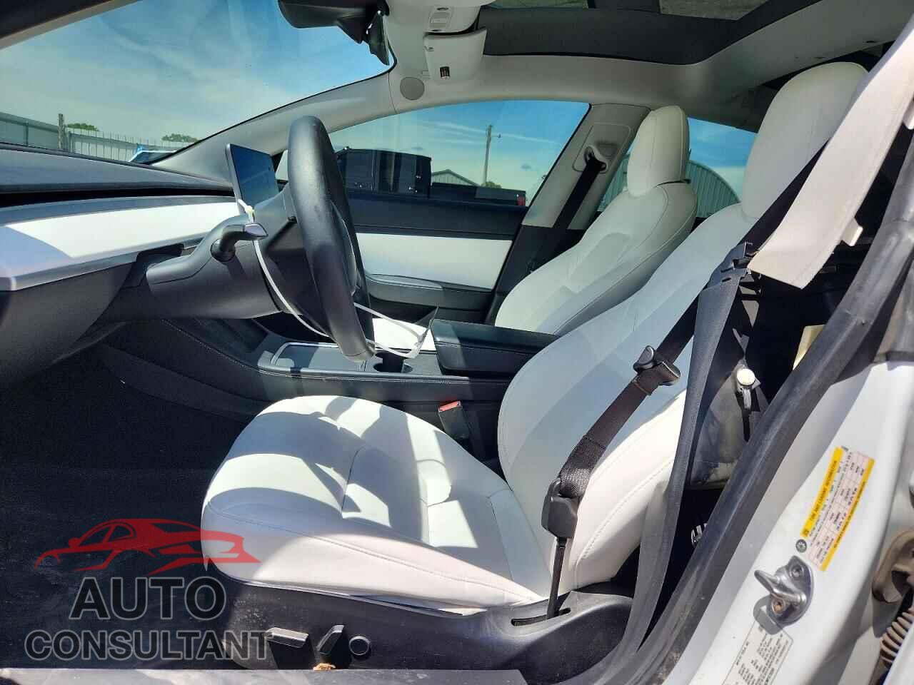 TESLA MODEL 3 2021 - 5YJ3E1EA2MF870099