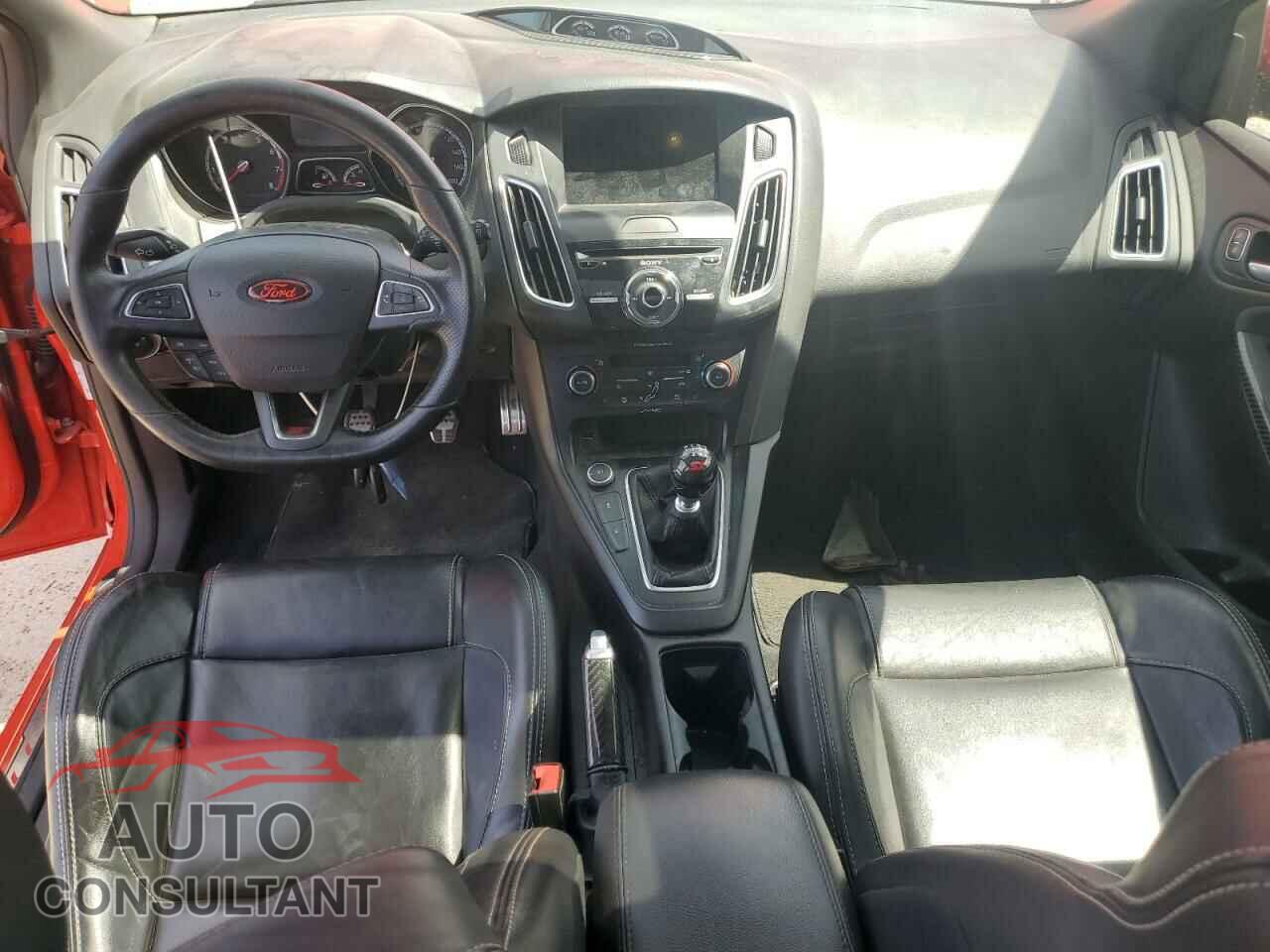 FORD FOCUS 2016 - 1FADP3L94GL280237