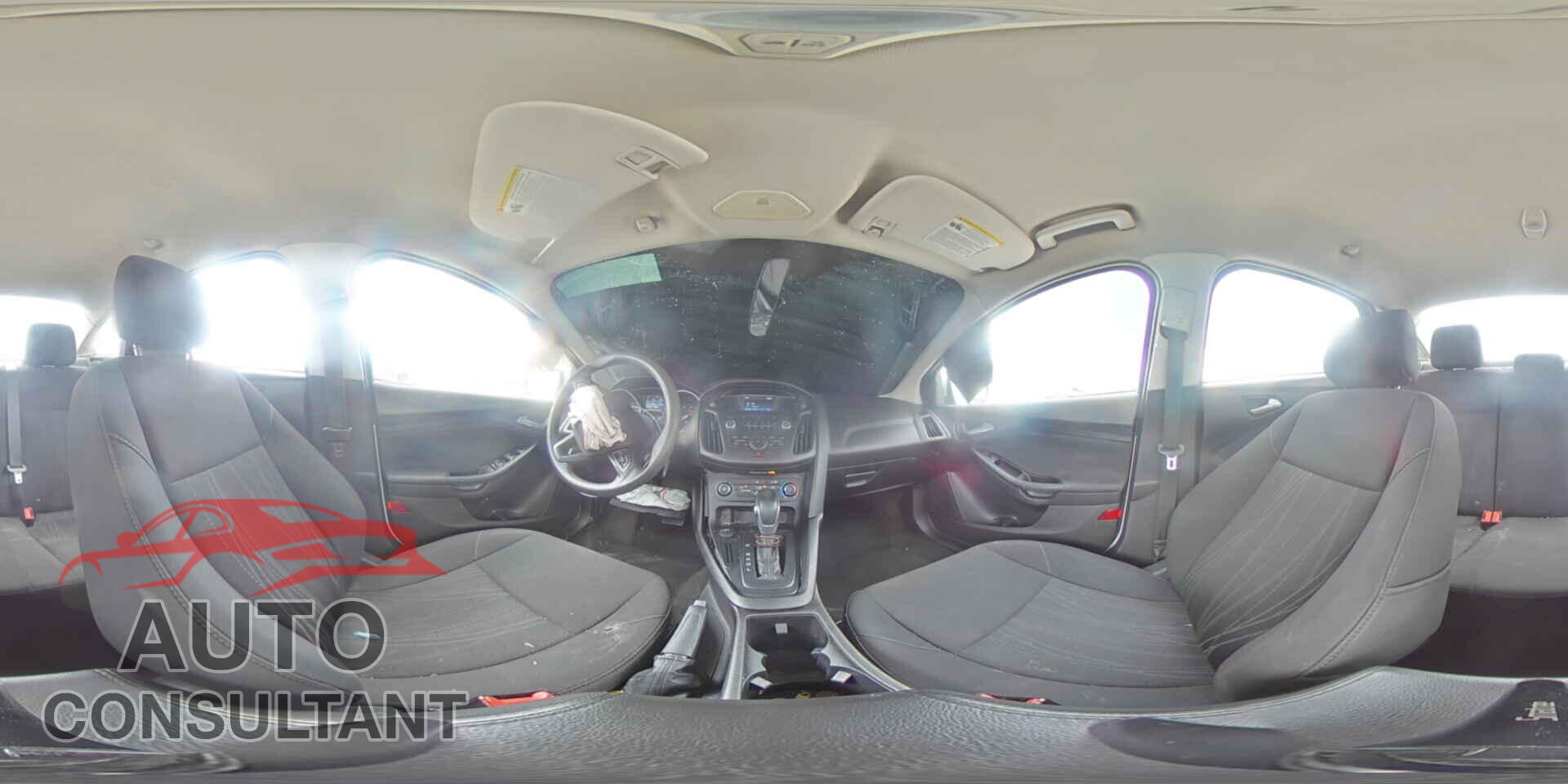 FORD FOCUS 2018 - 1FADP3F28JL256318