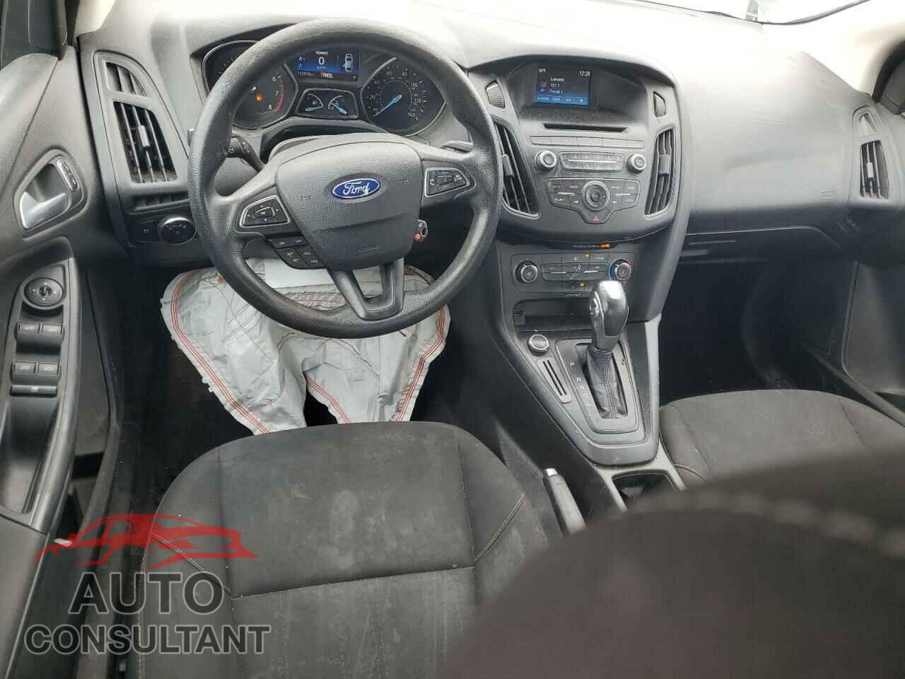 FORD FOCUS 2016 - 1FADP3F27GL309776