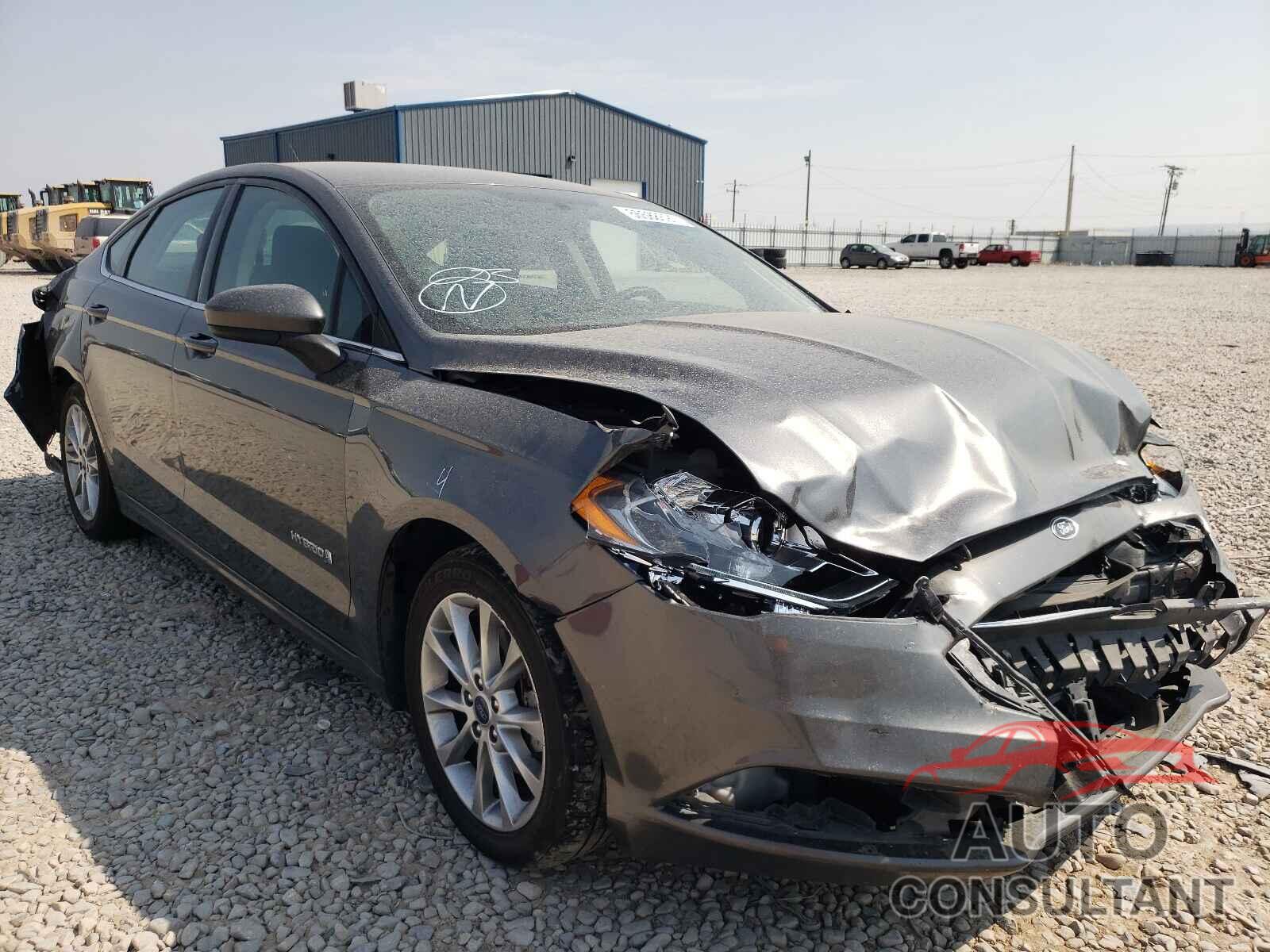 FORD FUSION 2017 - 3FA6P0LU3HR385348