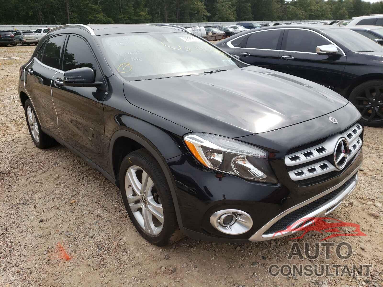 MERCEDES-BENZ GLA-CLASS 2019 - WDCTG4GBXKU015893