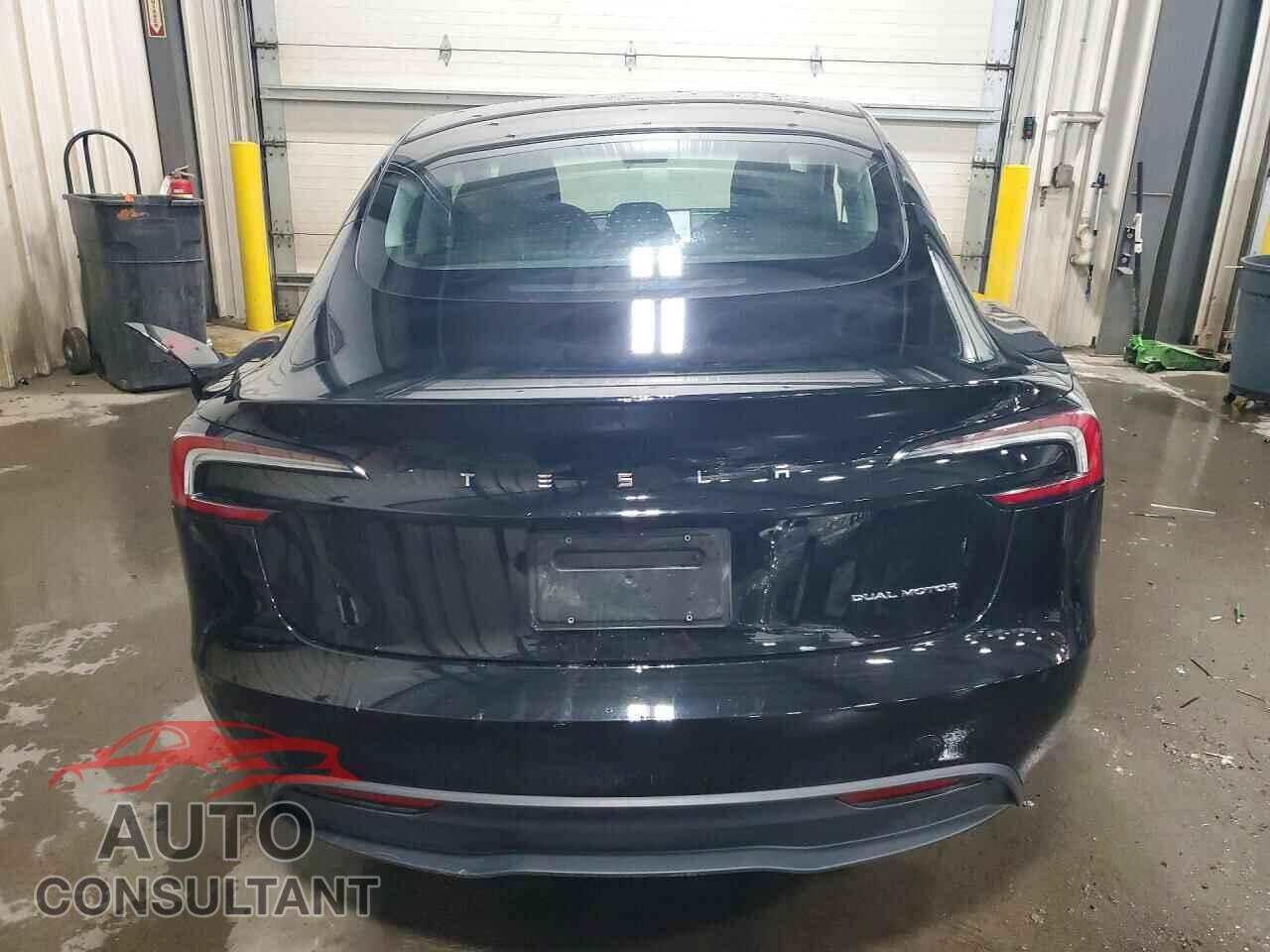 TESLA MODEL 3 2024 - 5YJ3E1EB9RF814712
