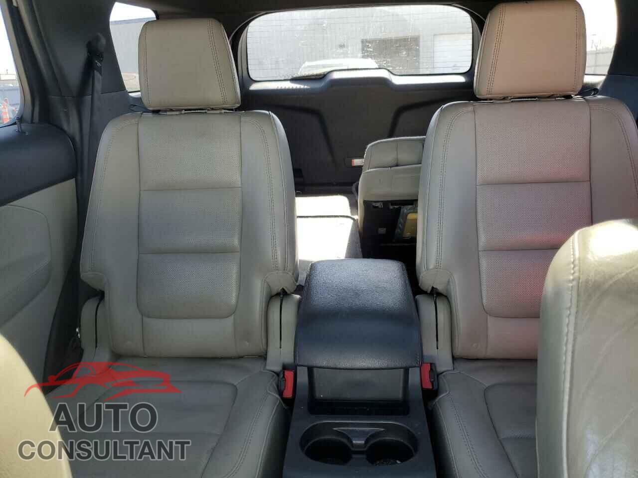 FORD EXPLORER 2013 - 1FM5K8F82DGA83497