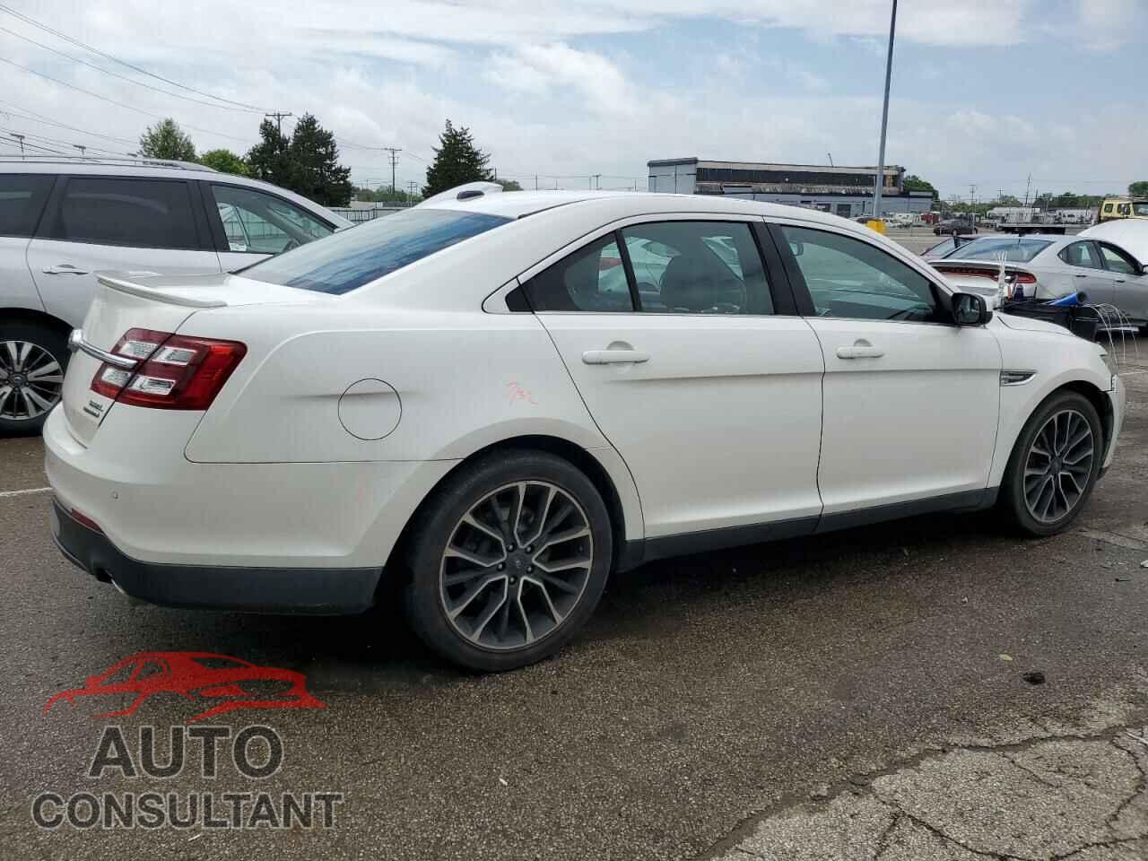 FORD TAURUS 2017 - 1FAHP2E85HG106297