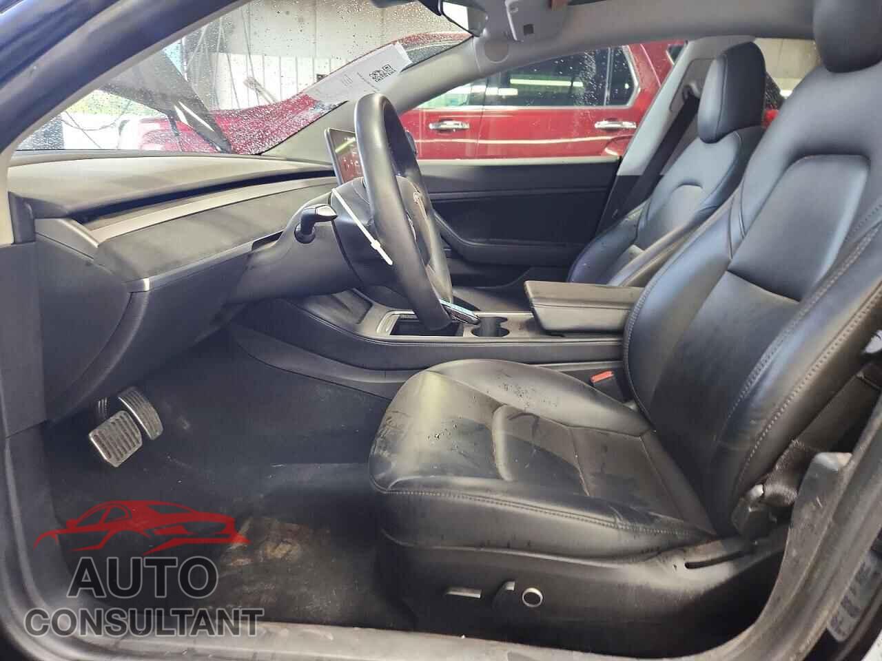 TESLA MODEL 3 2021 - 5YJ3E1EB6MF869496