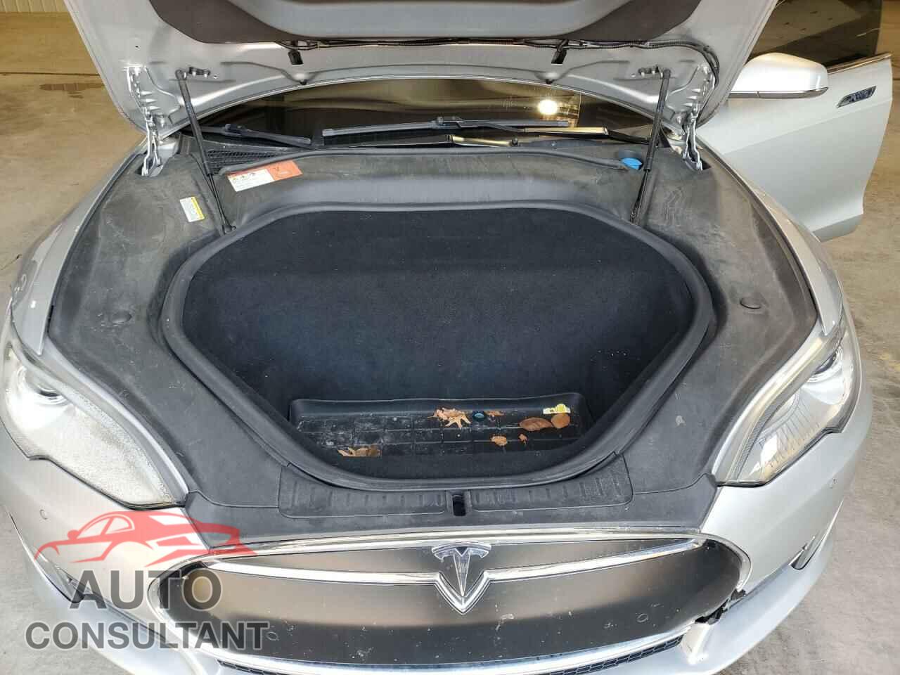 TESLA MODEL S 2015 - 5YJSA1H27FF090291
