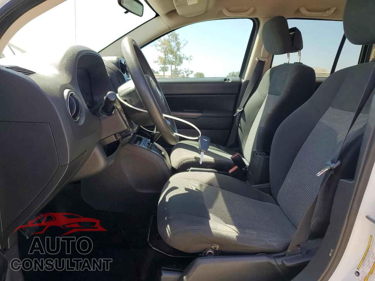 JEEP COMPASS 2014 - 1C4NJCBA4ED513391