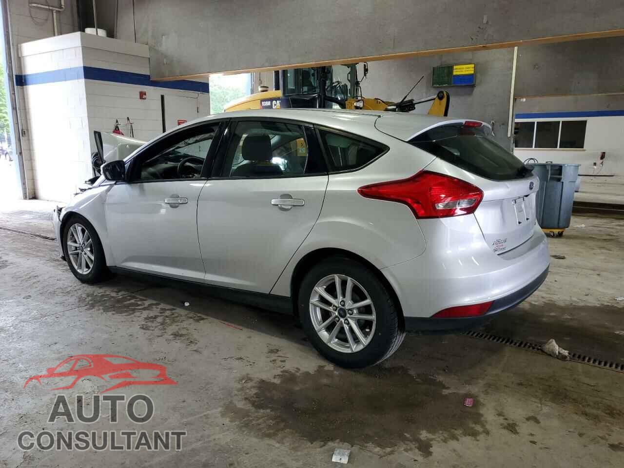 FORD FOCUS 2015 - 1FADP3K29FL301148