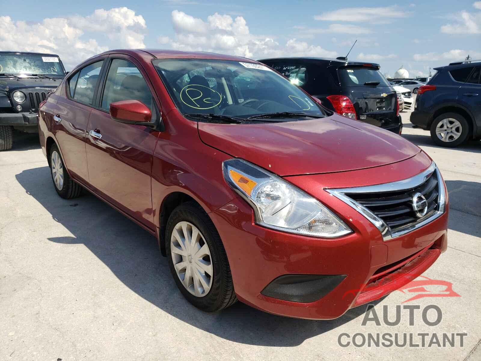NISSAN VERSA 2017 - 3N1CN7AP3HL895908