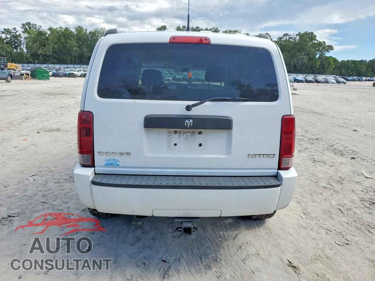 DODGE NITRO 2011 - 1D4PT4GK7BW517836