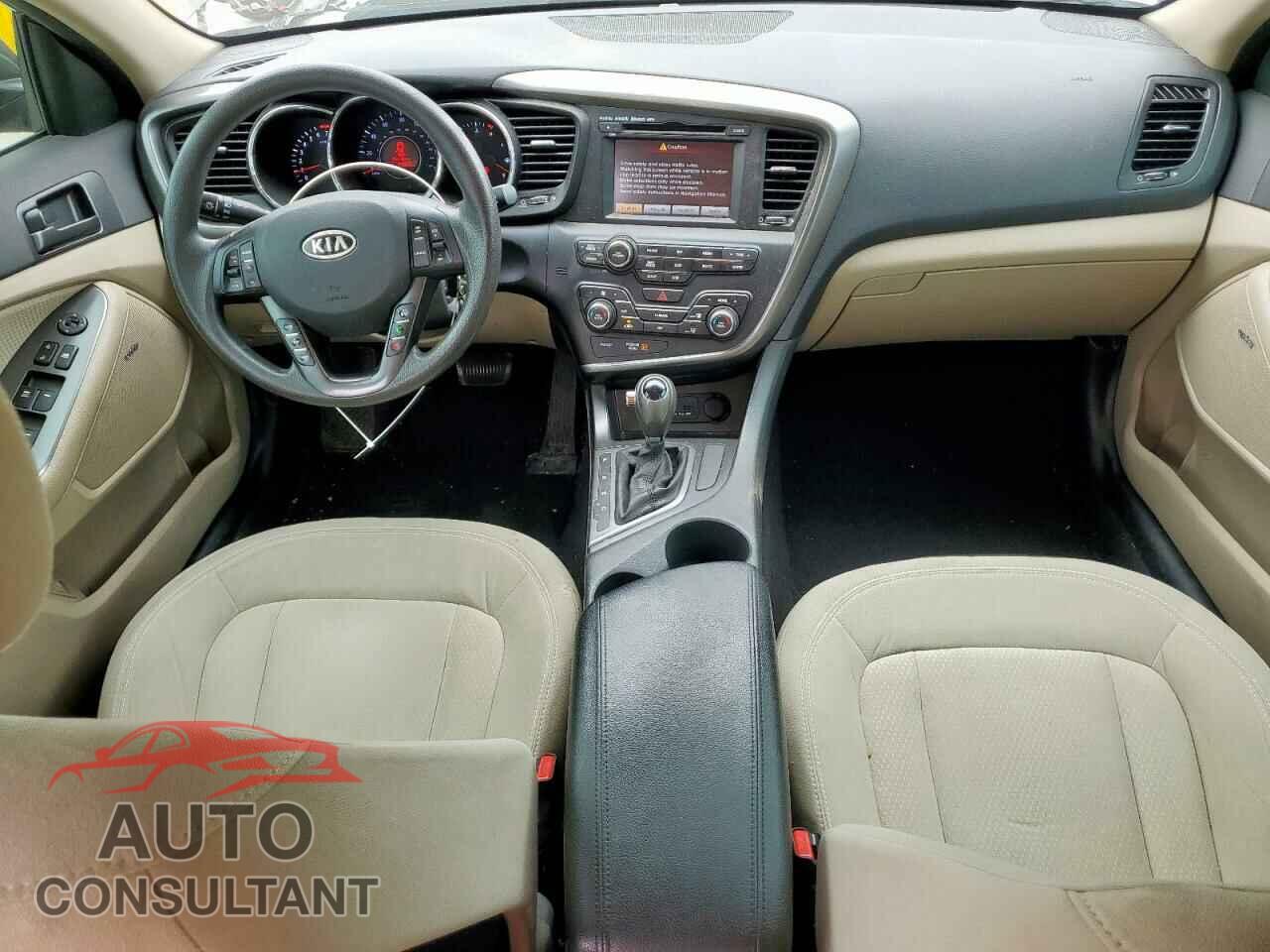 KIA OPTIMA 2011 - KNAGM4A76B5070207