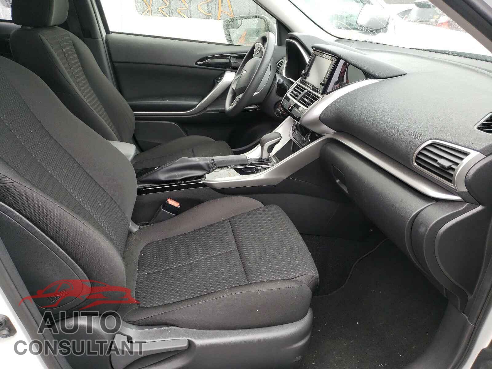 MITSUBISHI ECLIPSE 2018 - JA4AS3AA1JZ066331
