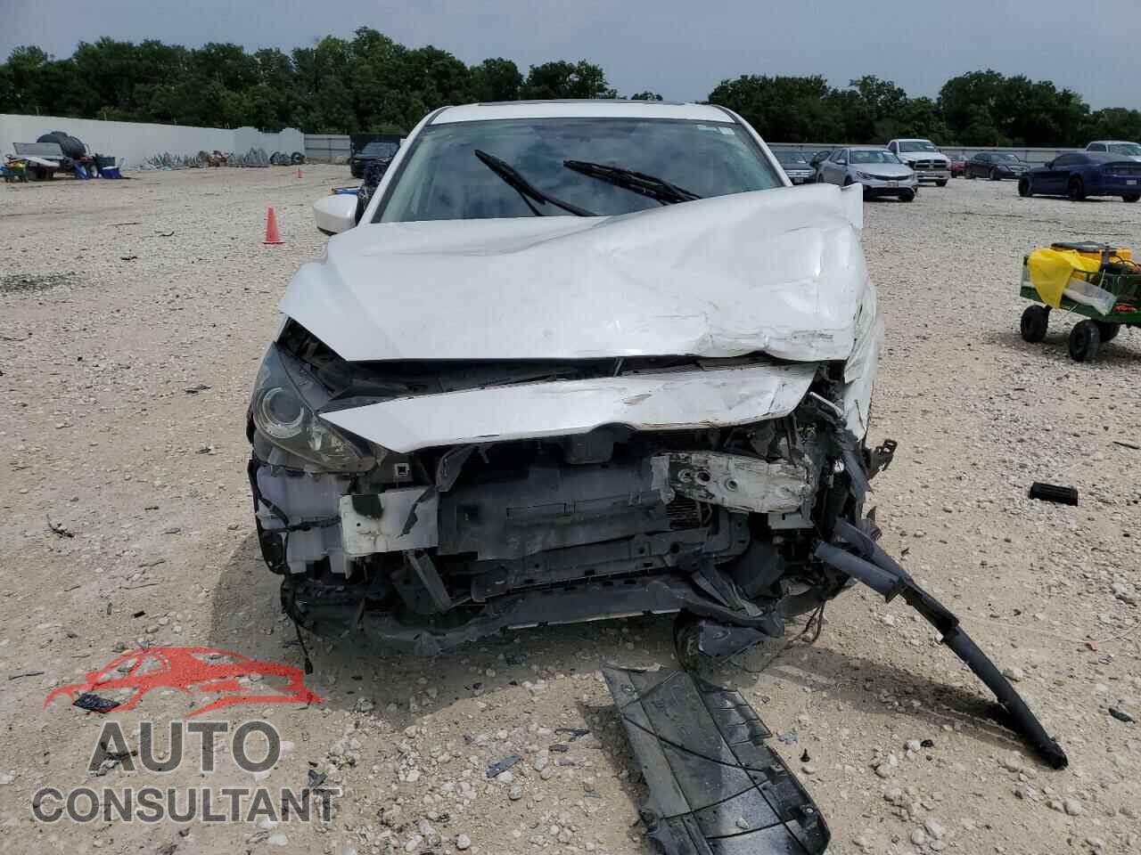 MAZDA 3 2016 - 3MZBM1X72GM270020