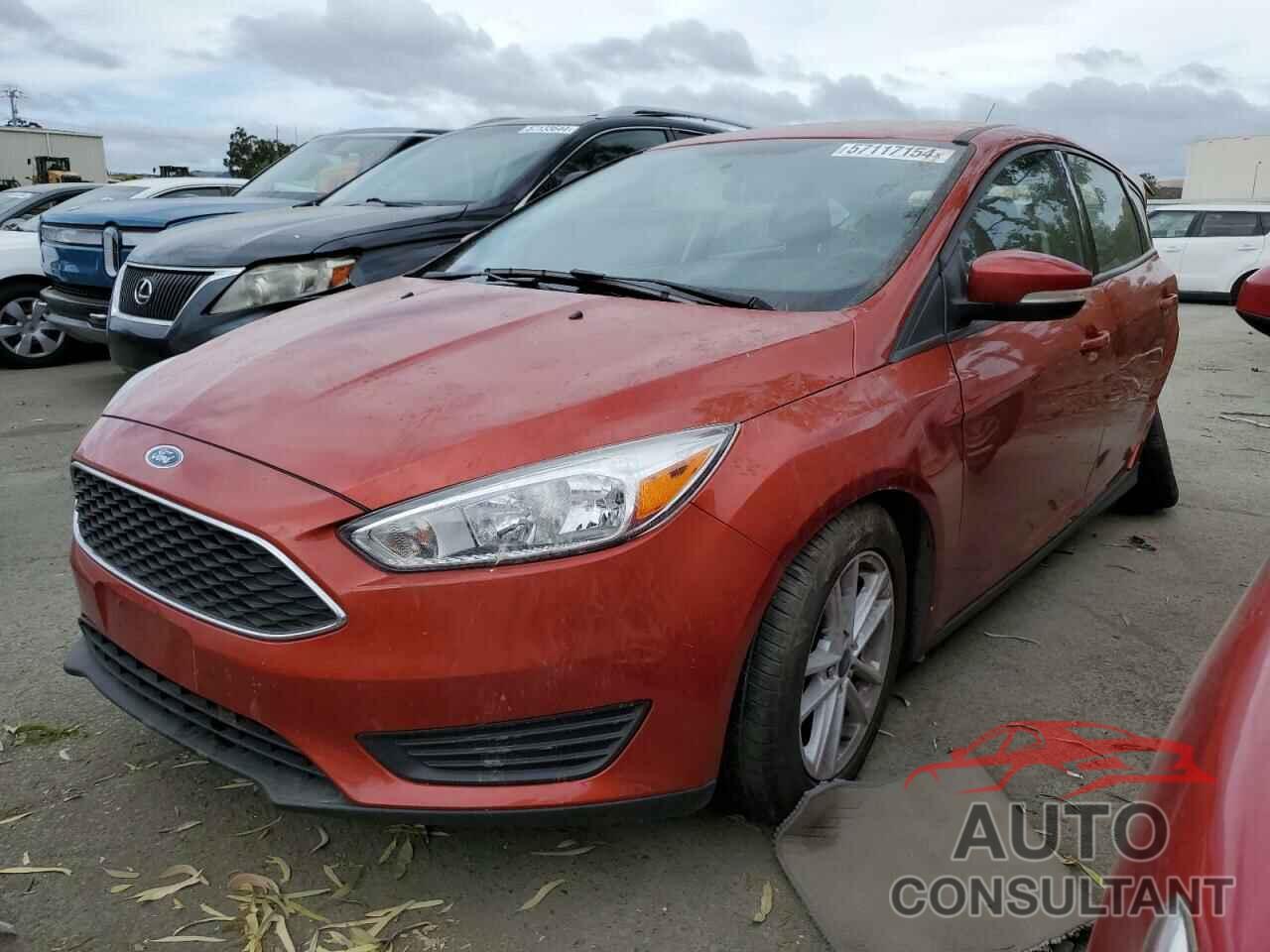 FORD FOCUS 2018 - 1FADP3K20JL282580