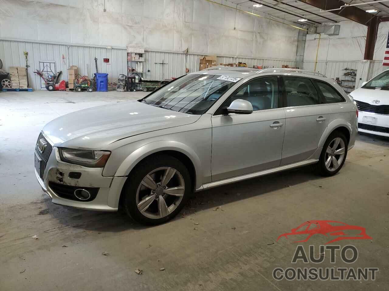 AUDI A4 2013 - WA1UFAFL2DA232424