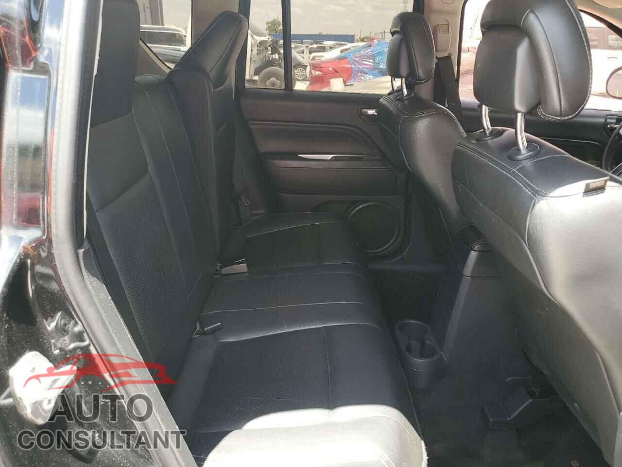 JEEP COMPASS 2015 - 1C4NJCEA0FD178823