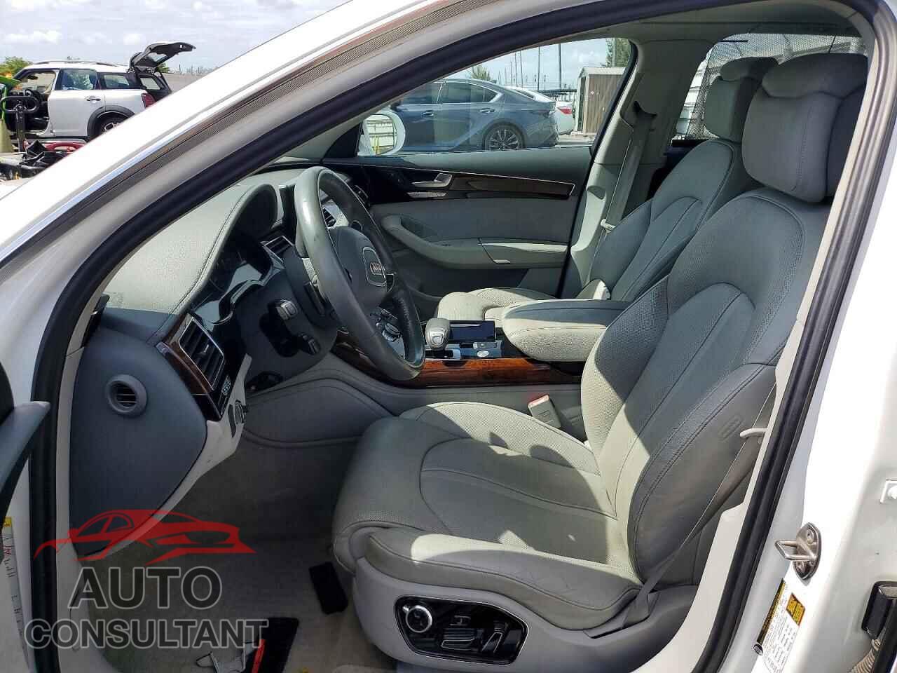 AUDI A8 2013 - WAURGAFD1DN001280