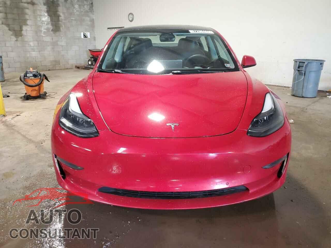 TESLA MODEL 3 2022 - 5YJ3E1EA4NF289575