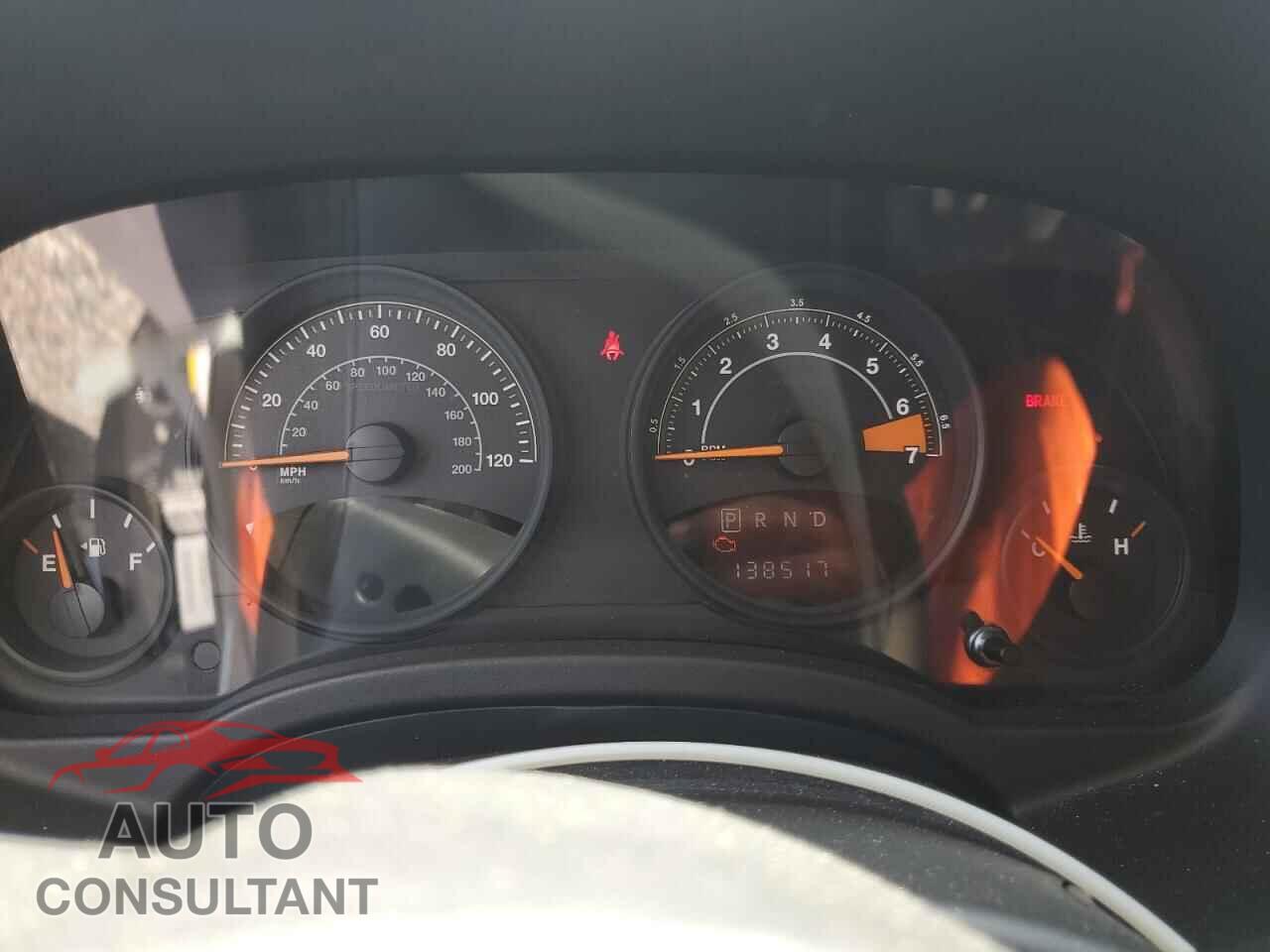JEEP COMPASS 2015 - 1C4NJCBA4FD318201