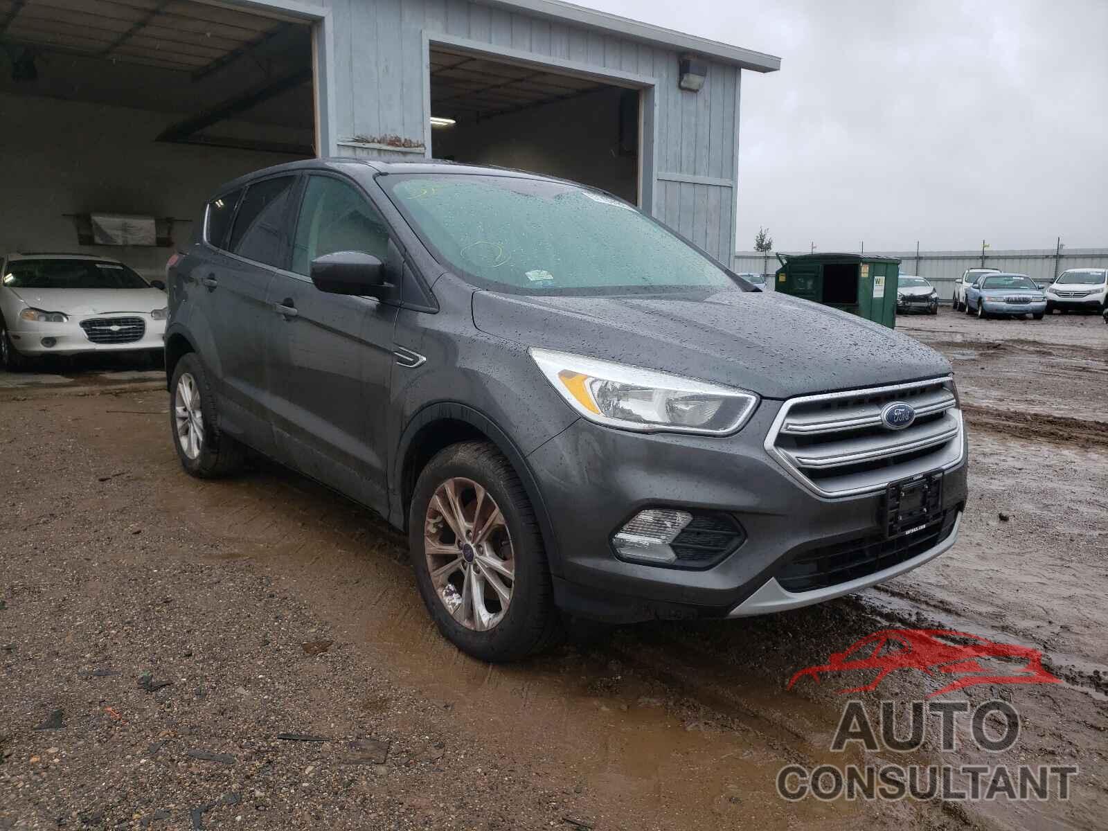 FORD ESCAPE 2017 - 1FMCU9GD8HUA12931