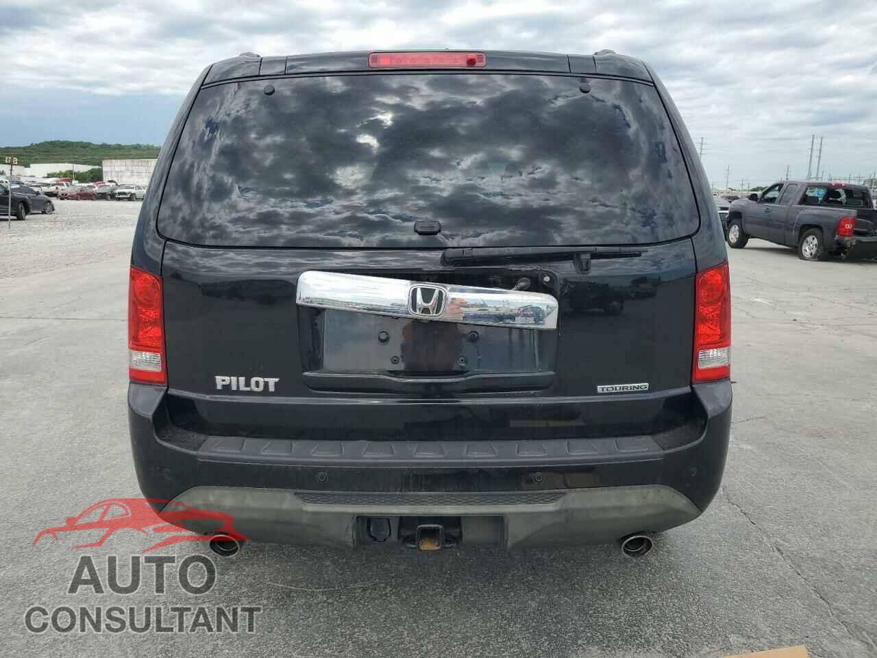 HONDA PILOT 2014 - 5FNYF3H9XEB007701