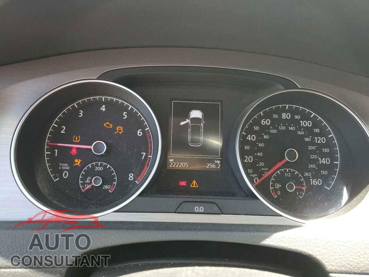 VOLKSWAGEN GOLF 2017 - 3VWC17AU7HM502305