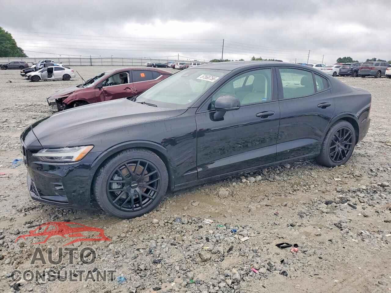 VOLVO S60 2023 - 7JRL12TW1PG244538