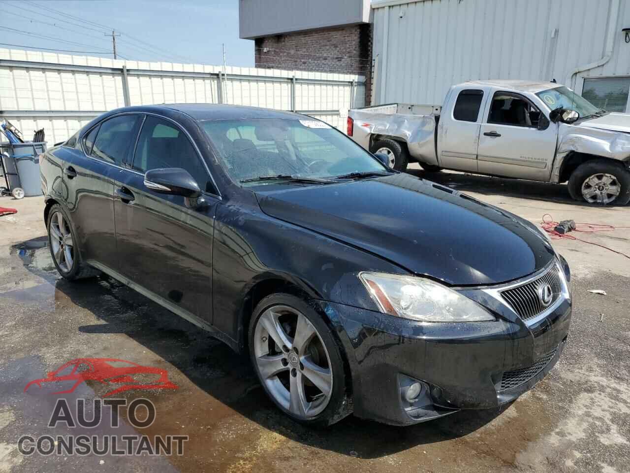 LEXUS IS 2011 - JTHBF5C28B5142120