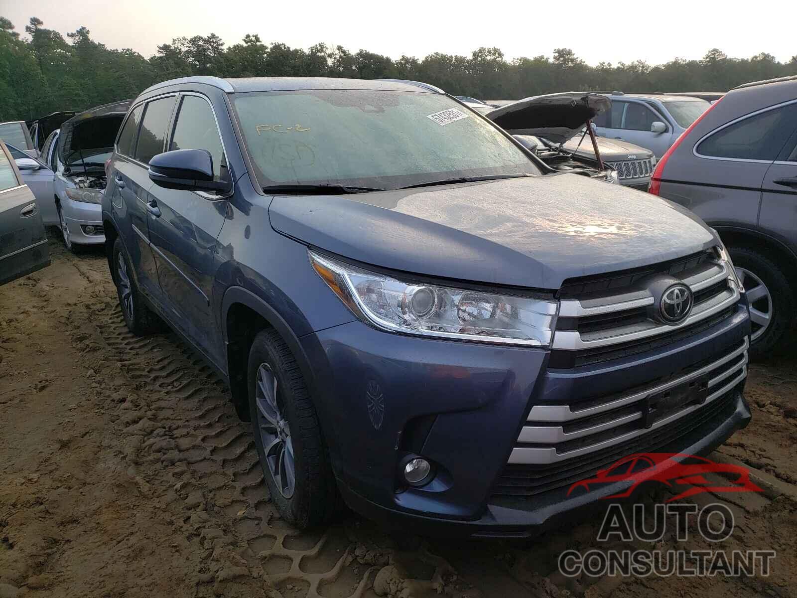 TOYOTA HIGHLANDER 2019 - 5TDJZRFH2KS727829