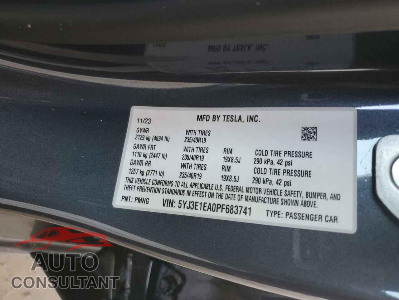 TESLA MODEL 3 2023 - 5YJ3E1EA0PF683741