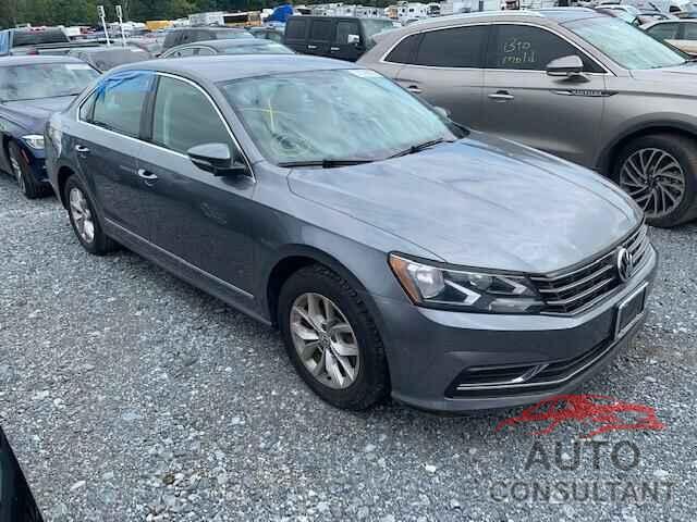 VOLKSWAGEN PASSAT 2016 - 1VWAT7A32GC007129